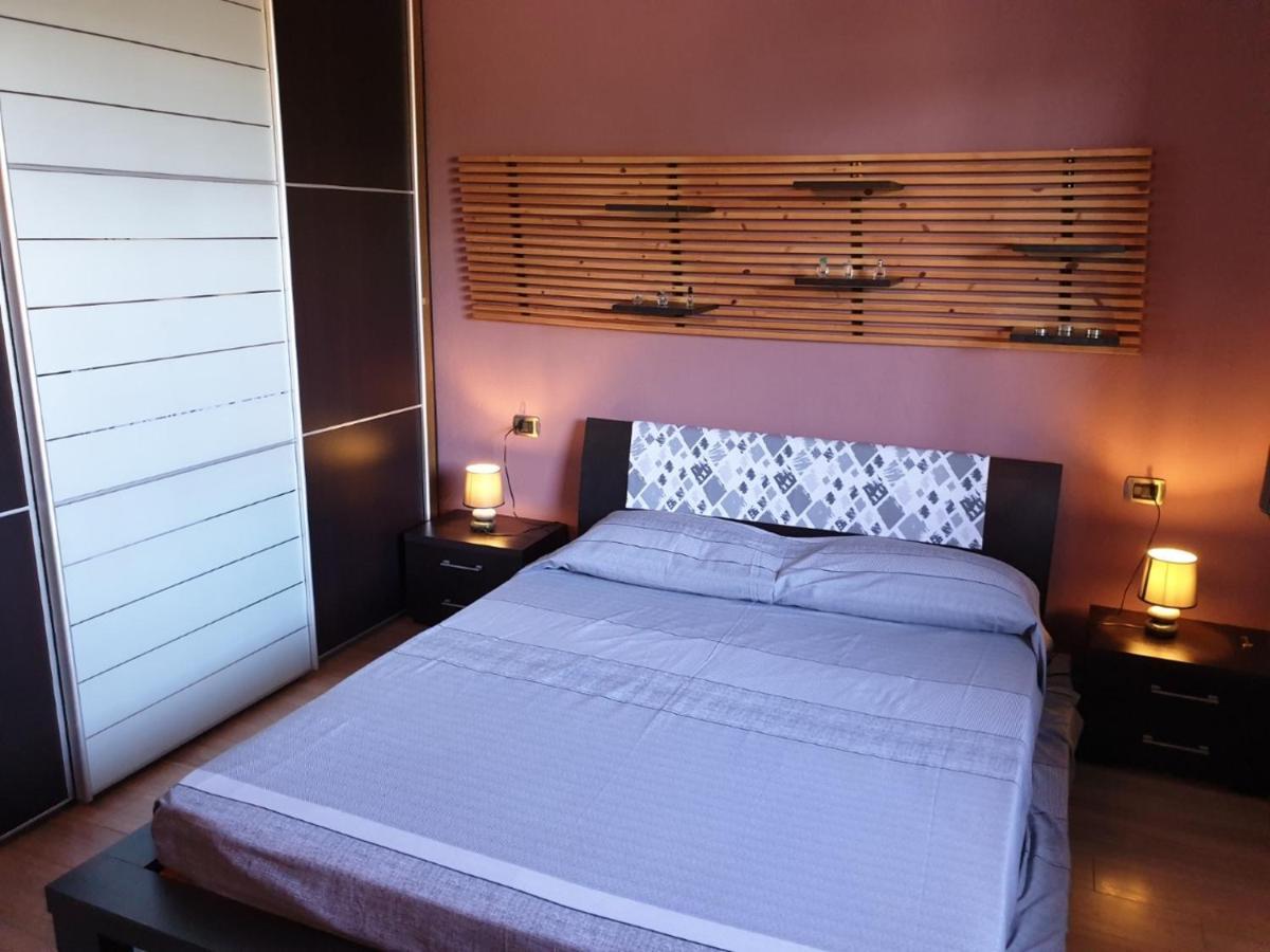 Santi'S Apartment กาบราส ภายนอก รูปภาพ